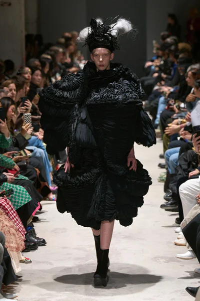 Look 1